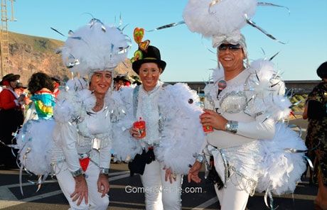 Tres niñas aspiran a convertirse en Reina Infantil del Carnaval de Valle Gran Rey