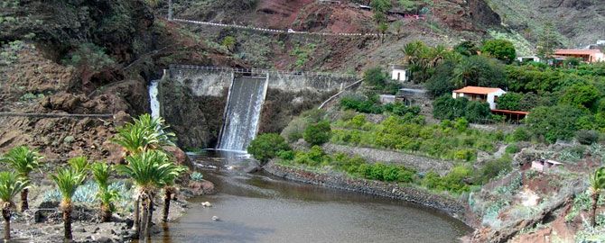El Pleno del Cabildo analizó las medidas propuestas para garantizar el suministro de agua