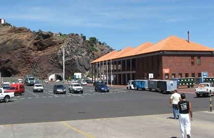 El puerto de San Sebastián creció en cruceristas y tráfico de mercancías