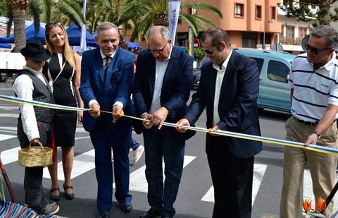 Más de 50 expositores se dan cita en un fin de semana de artesanía y comercio en La Gomera