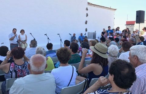 Las aulas insulares de Silbo Gomero y Folclore clausuraron su primer curso en un acto conjunto