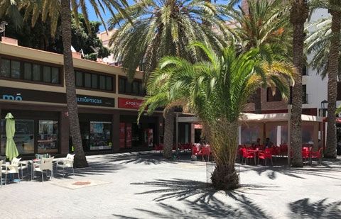 Entra en vigor la nueva ordenanza que regulará la ocupación de espacios públicos en San Sebastián
