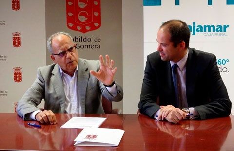 Cabildo y Fundación Cajamar suscriben un acuerdo para la promoción de Alimentos de La Gomera