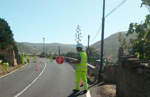 El Cabildo destina 1,5 millones de euros al mantenimiento de las carreteras insulares