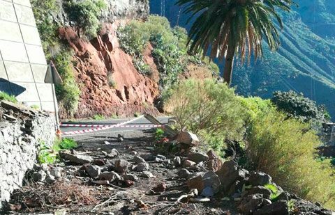Sí se puede logra que el pleno de Valle Gran Rey exija se tomen medidas para la seguridad de la vía GM-1