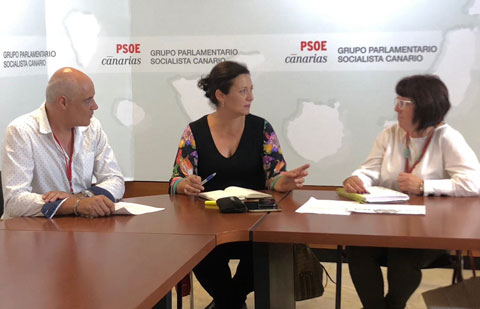 El PSOE se reúne con Apiten y le traslada su apoyo ante las movilizaciones previstas