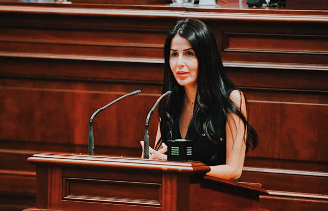 Melodie Mendoza solicita incrementar los recursos para investigación destinados a las universidades públicas