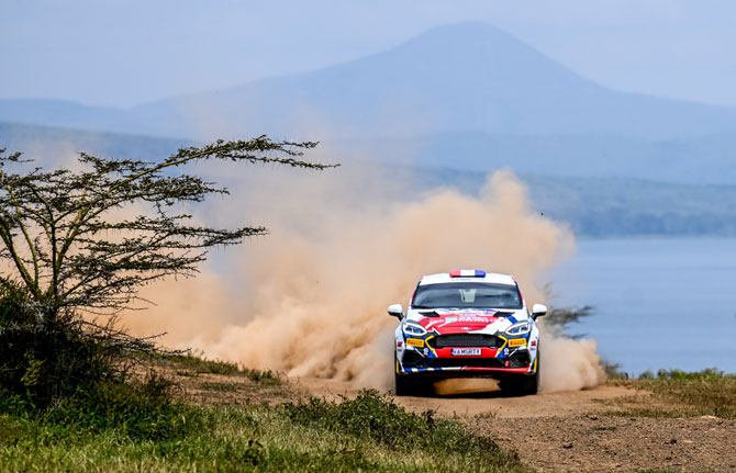 “Arrancó el Rally Safari para Rogelio Peñate”
