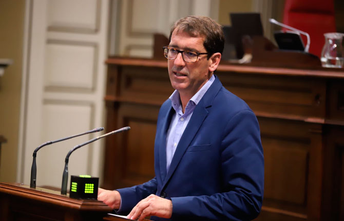 Lavandera: “Si algo ha hecho este Gobierno es volcarse con su gente y asumir su responsabilidad”