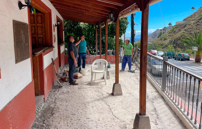 Las obras de mejora del Mercadillo Municipal de Hermigua avanzan a buen ritmo