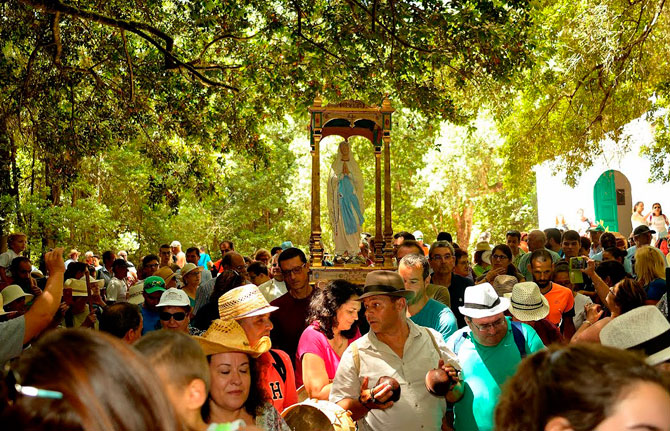 El Ayuntamiento de Hermigua organiza el transporte para la “Fiesta de El Cedro”