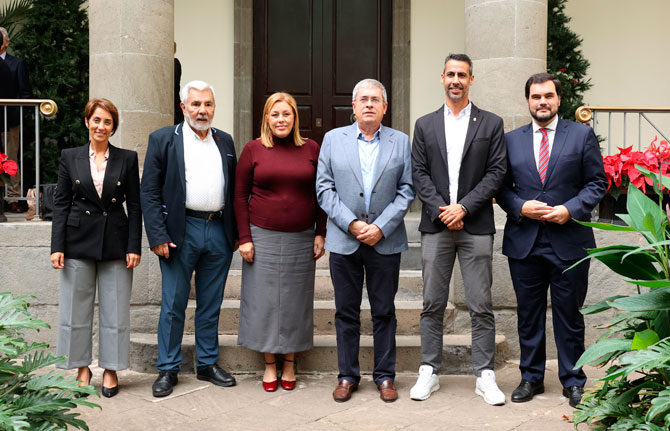 El Parlamento canario toma en consideración por primera vez en la historia una ley propuesta por municipios