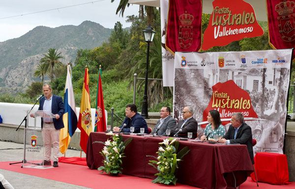 Presentación oficial del cartel de las Fiestas Lustrales de Vallehermoso